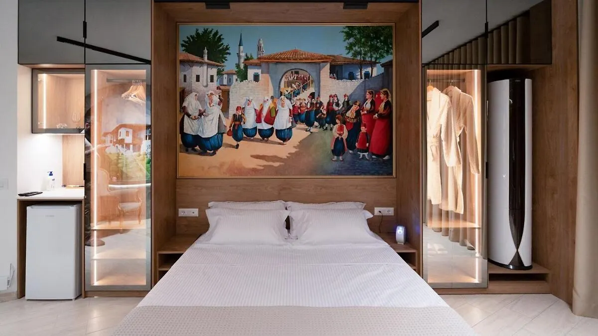 446 White Suite Luxury Shkodër Albania