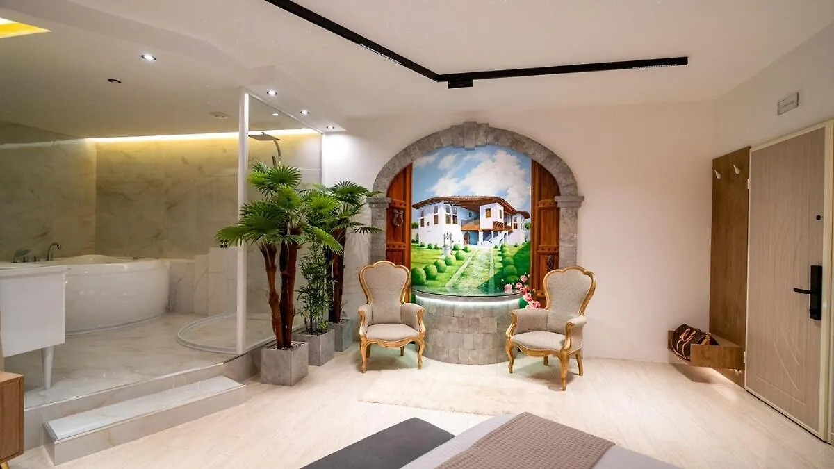 446 White Suite Luxury Shkodër 0*,  Albania